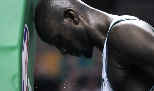 KG表示加盟凯尔特人无需再证进攻实力 专注防守才是当下首要目标