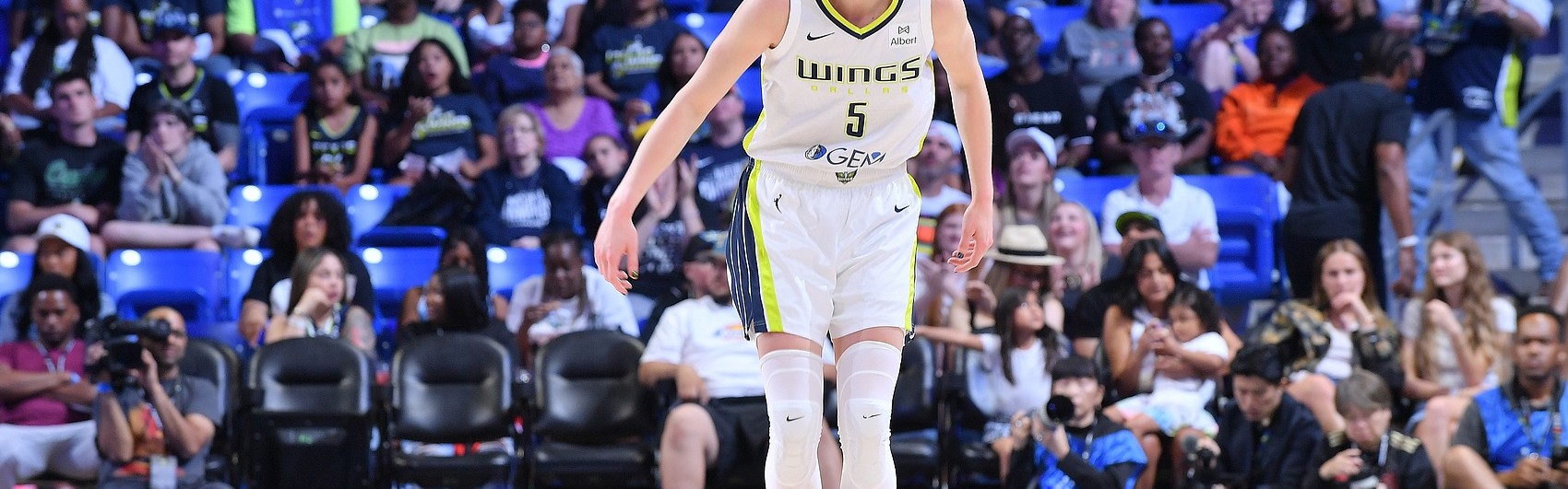 状元佩奇新秀赛季表现：场均19.1分5.3助 爆砍44分WNBA本赛季最高