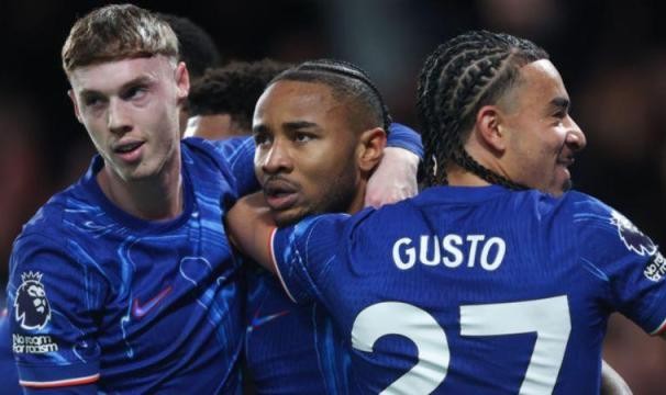 英雄联盟官网-蓝军大胜伴随嘘声，帕尔默不是累坏了而是歇太多？