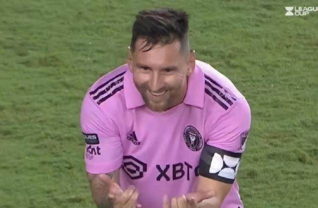 1703028491944014053.jpg 66214f08-08e7-4ce5-b6ba-6f3113c3f00e.jpg